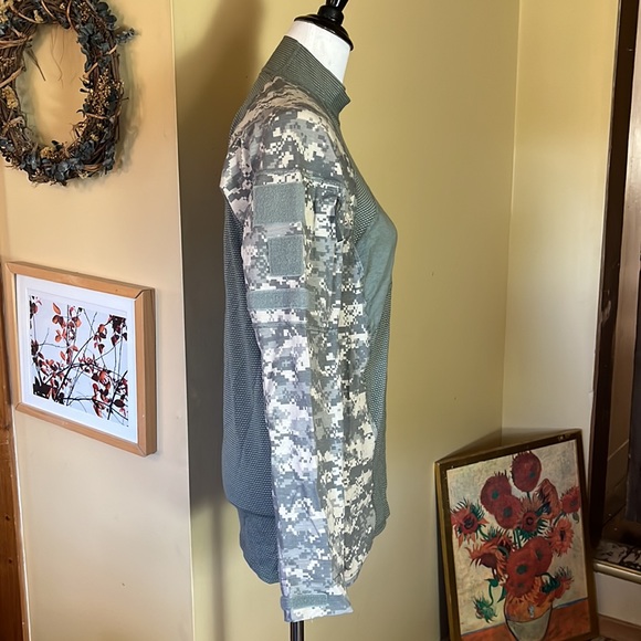 MASSIF Size Small Army ACU Camouflage  Flame Resistant Army Combat Shirt ACS NEW - Picture 2 of 14